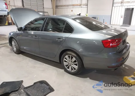 2015 Volkswagen Jetta 1.8T Se z USA, uszkodzony, nr VIN 3VWD07AJ9FM233976